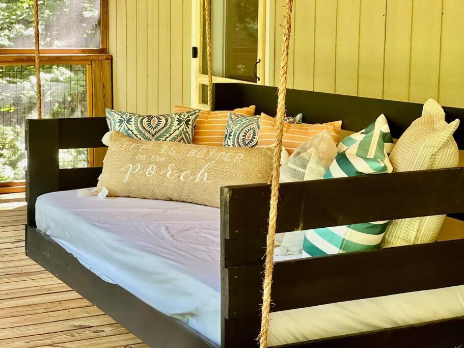 Close To Lake Blue Ridge, Hot Tub, Swing Beds Morganton Dış mekan fotoğraf